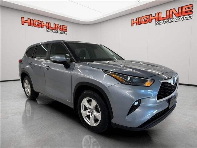 Toyota Highlander Hybrid LE AWD (Natl) 2023