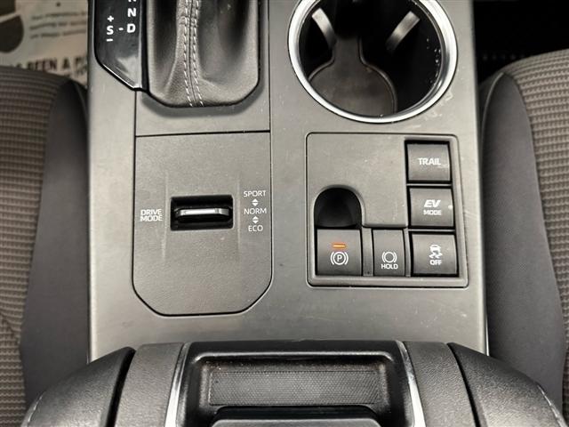 Toyota Highlander Hybrid LE AWD (Natl) 2023