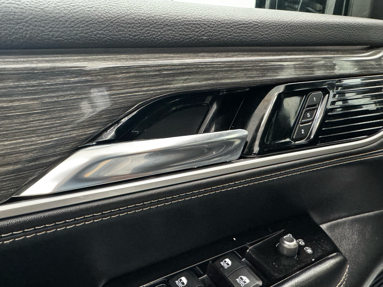 Jeep Wagoneer Series III 4x4 2022