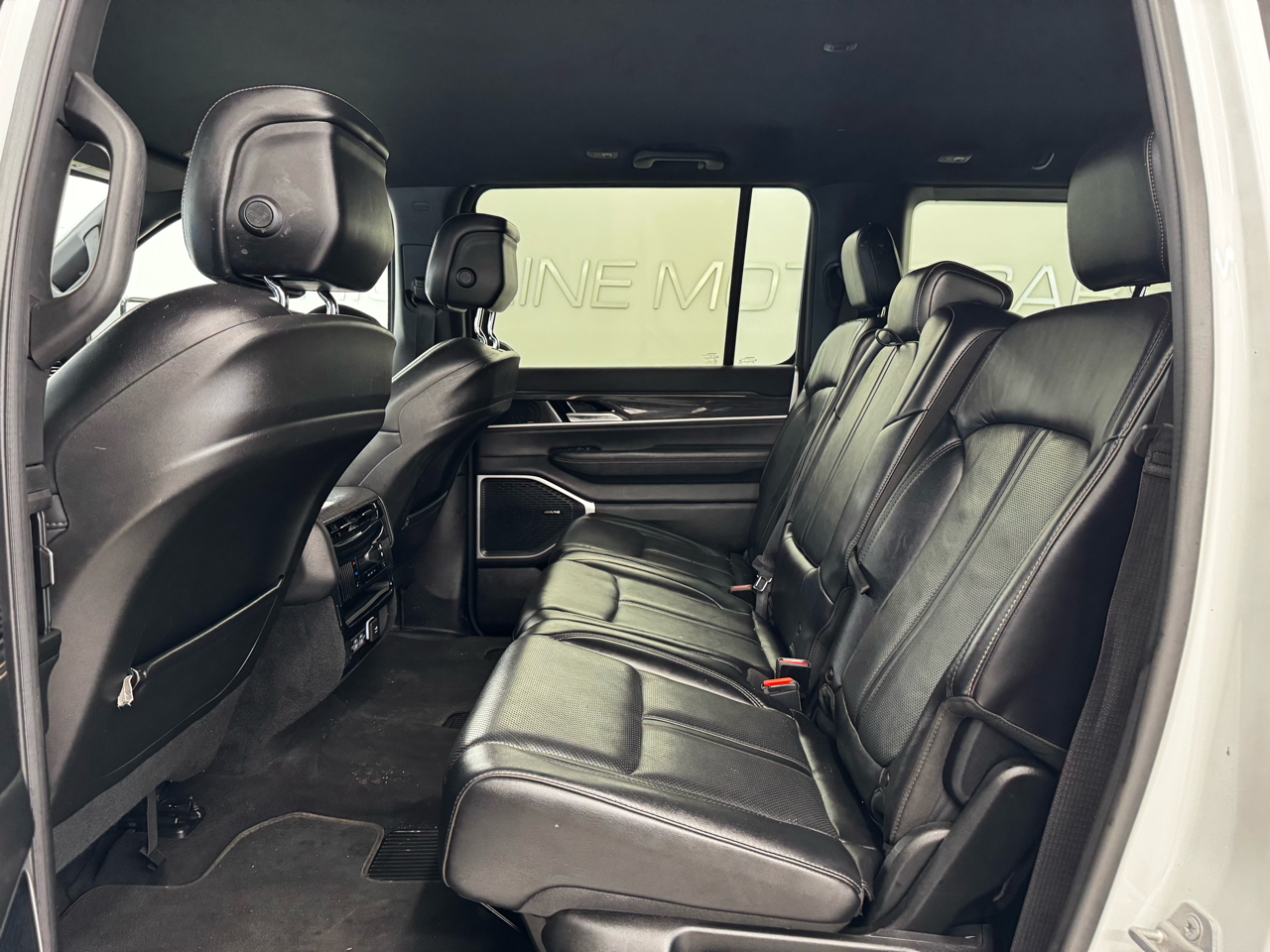 Jeep Wagoneer Series III 4x4 2022