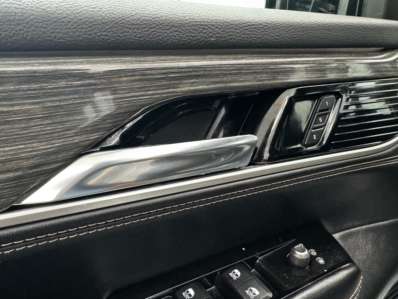 Jeep Wagoneer Series III 4x4 2022