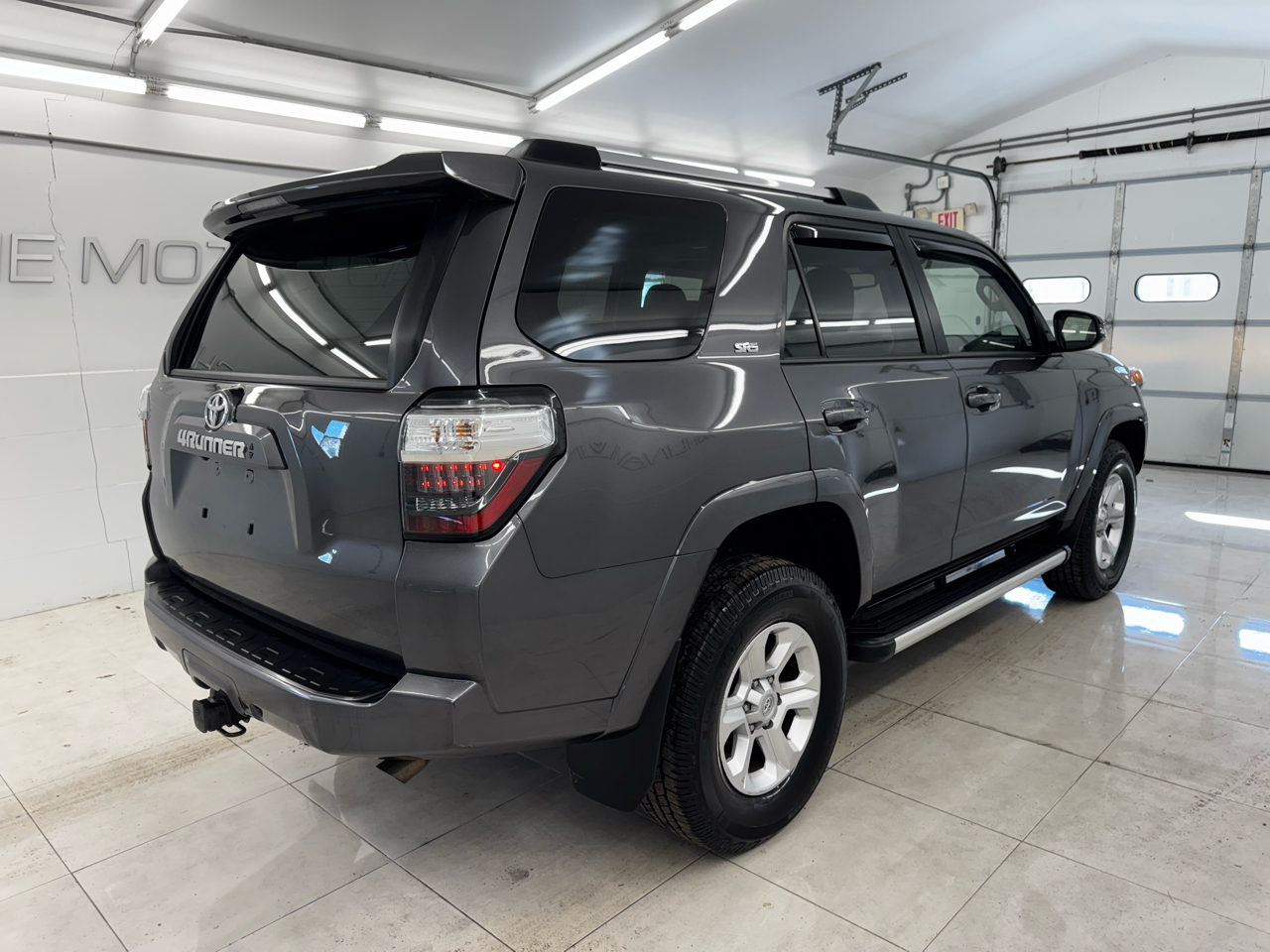 Toyota 4Runner SR5 Premium 4WD (Natl) 2022