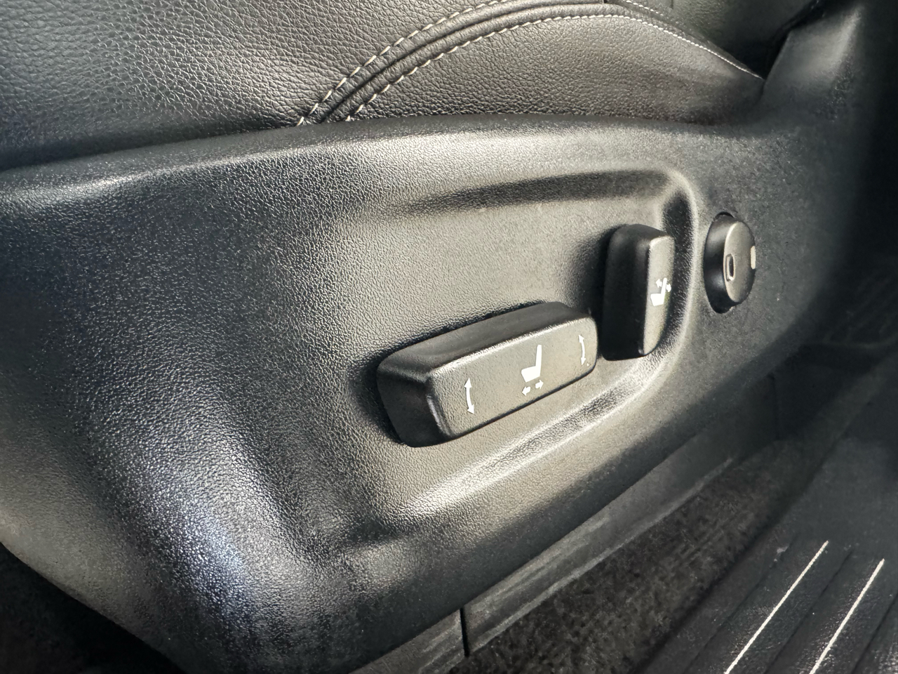 Toyota 4Runner SR5 Premium 4WD (Natl) 2022