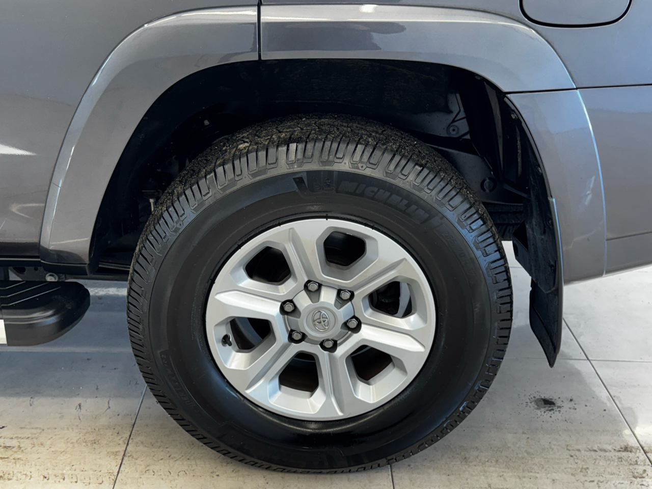 Toyota 4Runner SR5 Premium 4WD (Natl) 2022