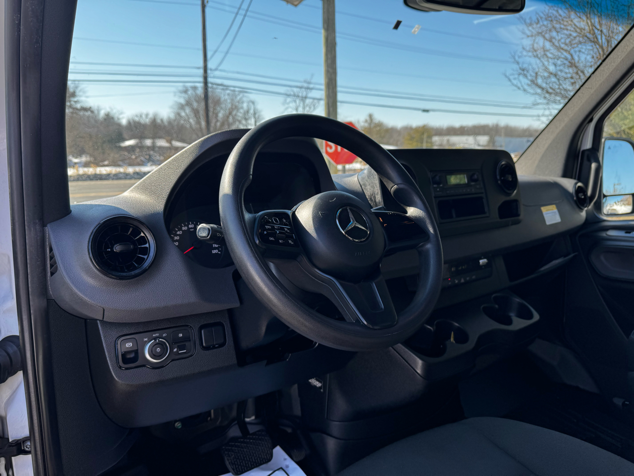 Mercedes-Benz Sprinter Van 2500 High Roof V6 170" RWD 2020