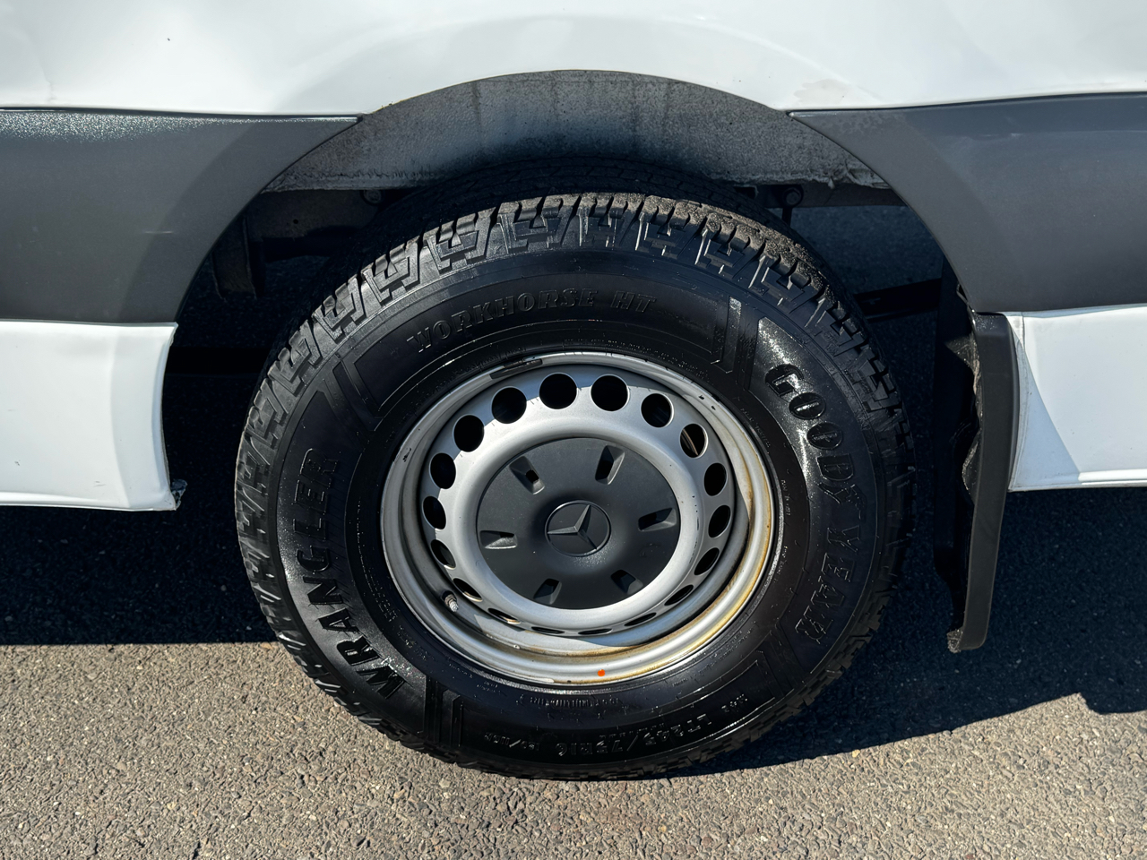 Mercedes-Benz Sprinter Van 2500 High Roof V6 170" RWD 2020