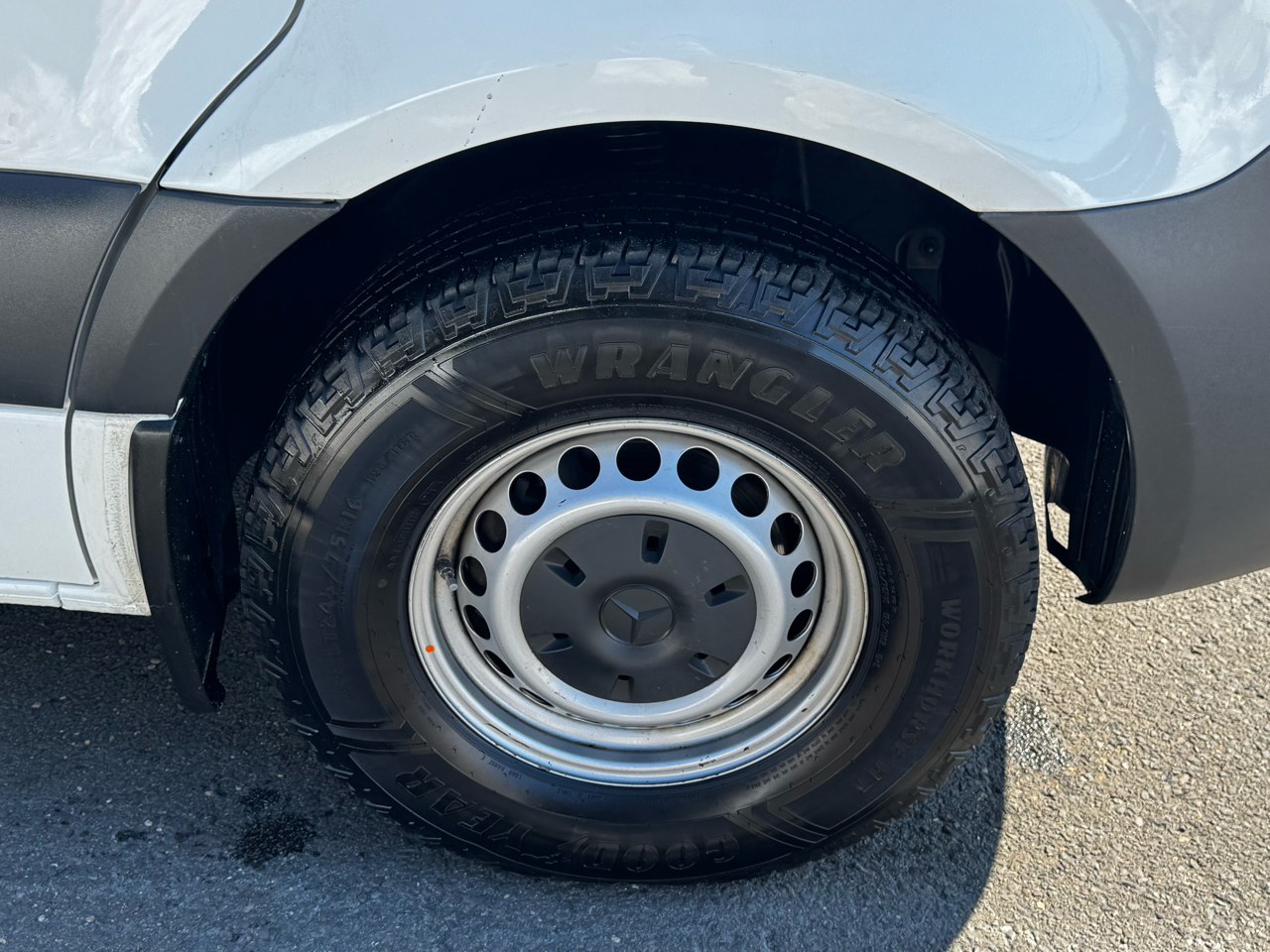 Mercedes-Benz Sprinter Van 2500 High Roof V6 170" RWD 2020