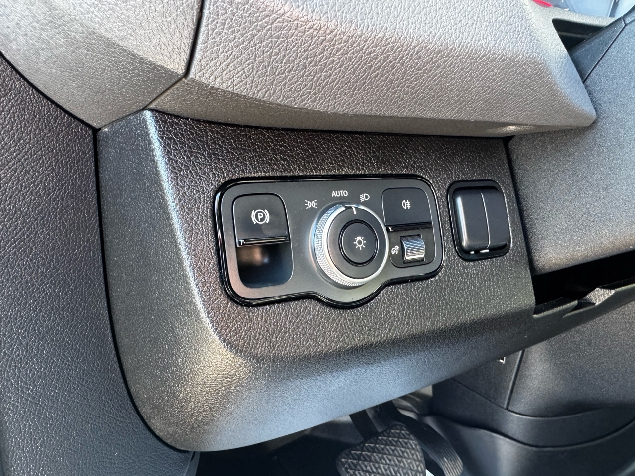 Mercedes-Benz Sprinter Van 2500 High Roof V6 170" RWD 2020