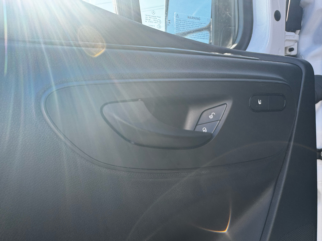 Mercedes-Benz Sprinter Van 2500 Standard Roof I4 Diesel 144" RWD 2024