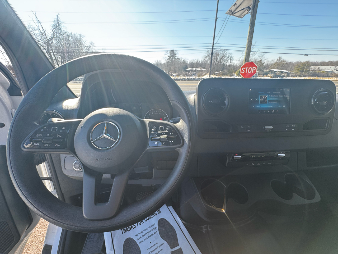 Mercedes-Benz Sprinter Van 2500 Standard Roof I4 Diesel 144" RWD 2024