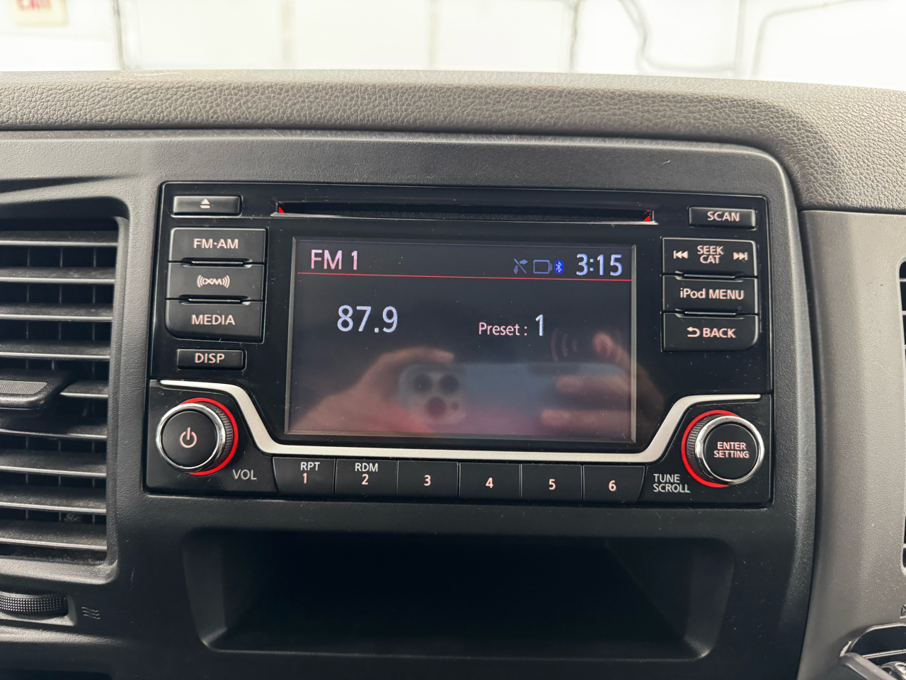 Nissan NV Cargo NV1500 Standard Roof V6 SV 2018