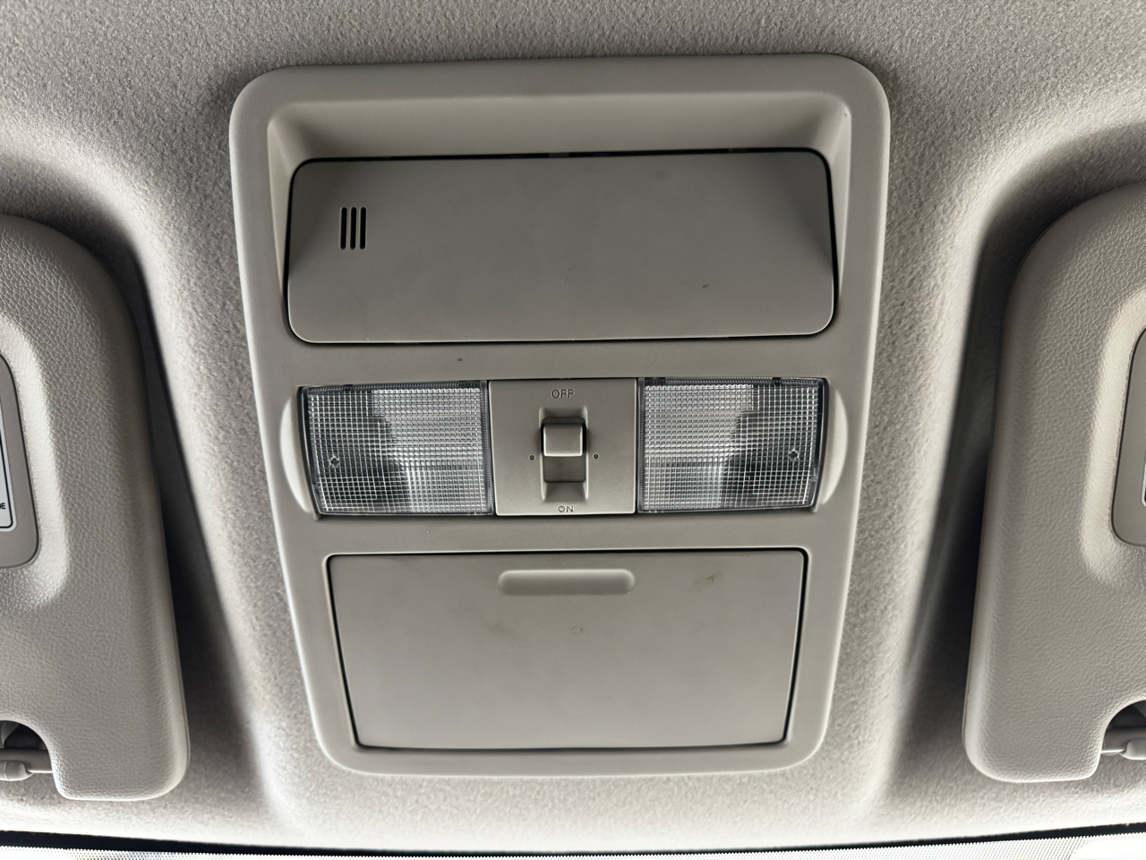 Nissan NV Cargo NV1500 Standard Roof V6 SV 2018