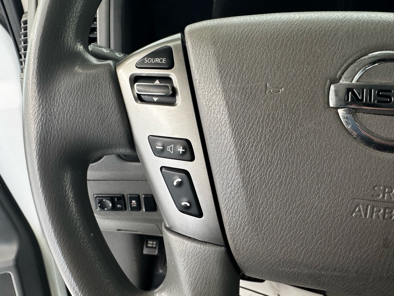 Nissan NV Cargo NV1500 Standard Roof V6 SV 2018