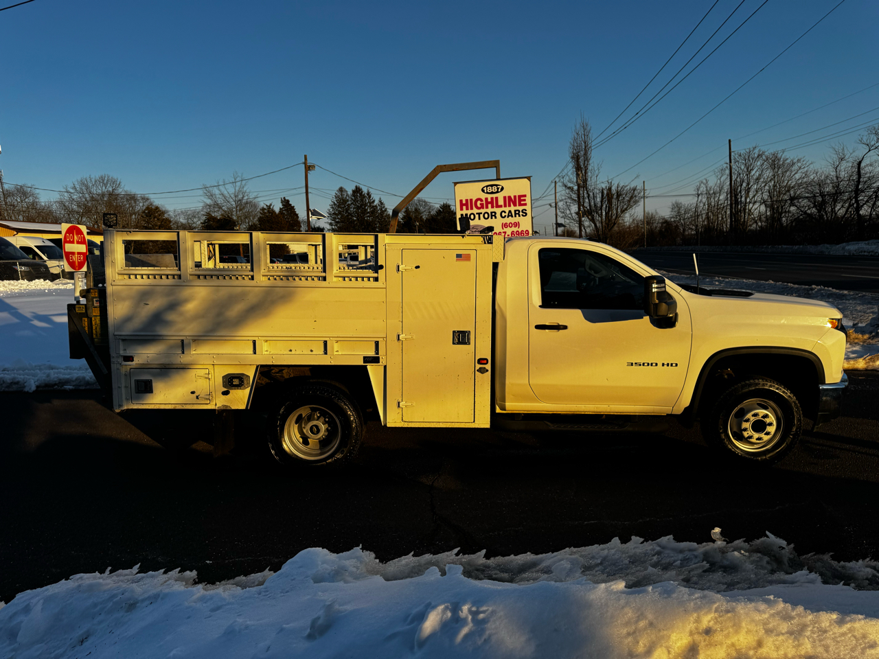 Chevrolet Silverado 3500HD CC 2WD Reg Cab 146" WB, 60" CA Work Truck 2020