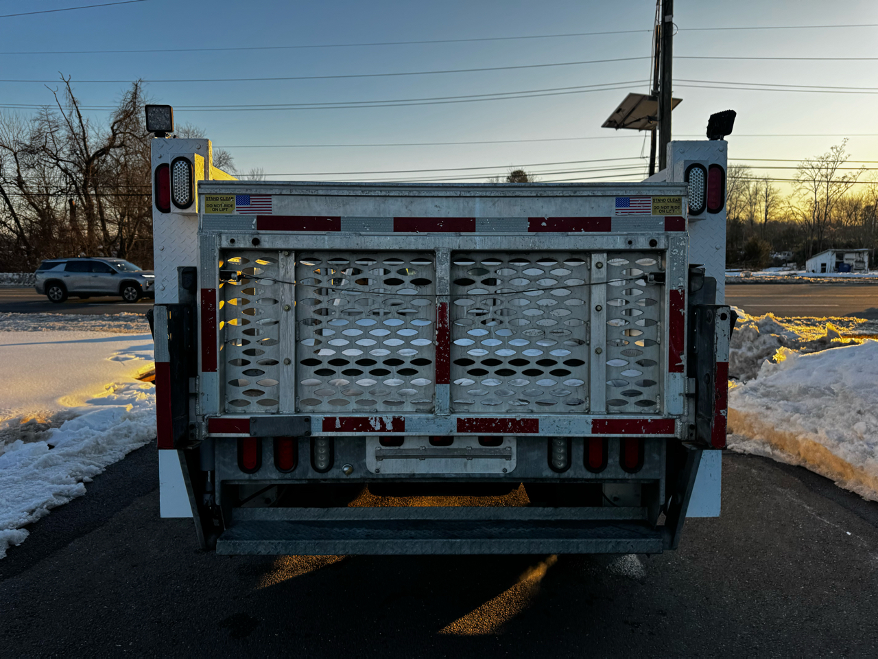 Chevrolet Silverado 3500HD CC 2WD Reg Cab 146" WB, 60" CA Work Truck 2020