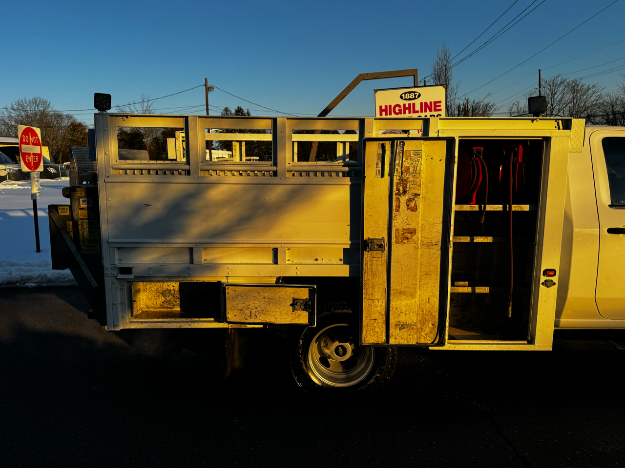 Chevrolet Silverado 3500HD CC 2WD Reg Cab 146" WB, 60" CA Work Truck 2020