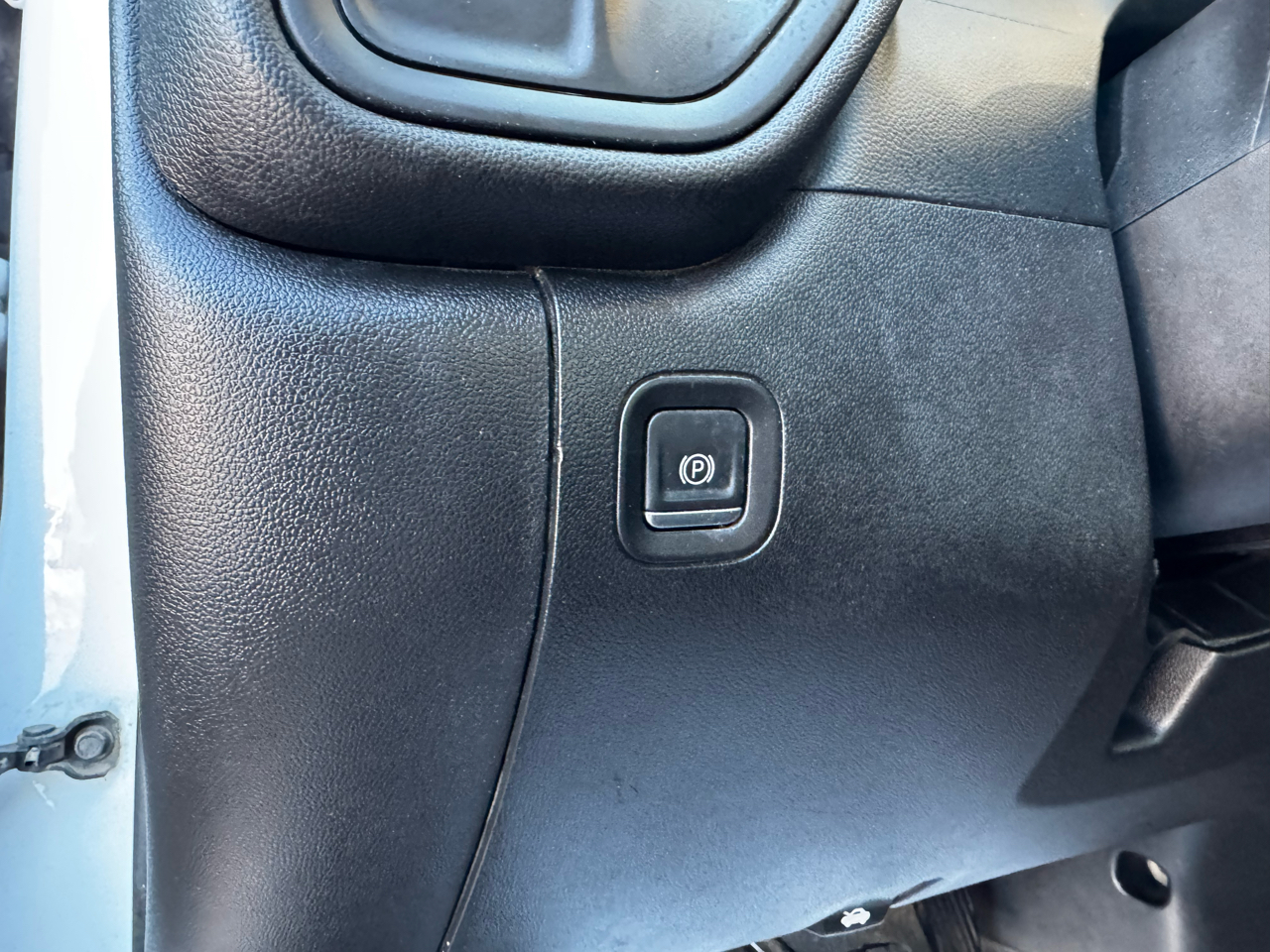 Chevrolet Silverado 3500HD CC 2WD Reg Cab 146" WB, 60" CA Work Truck 2020