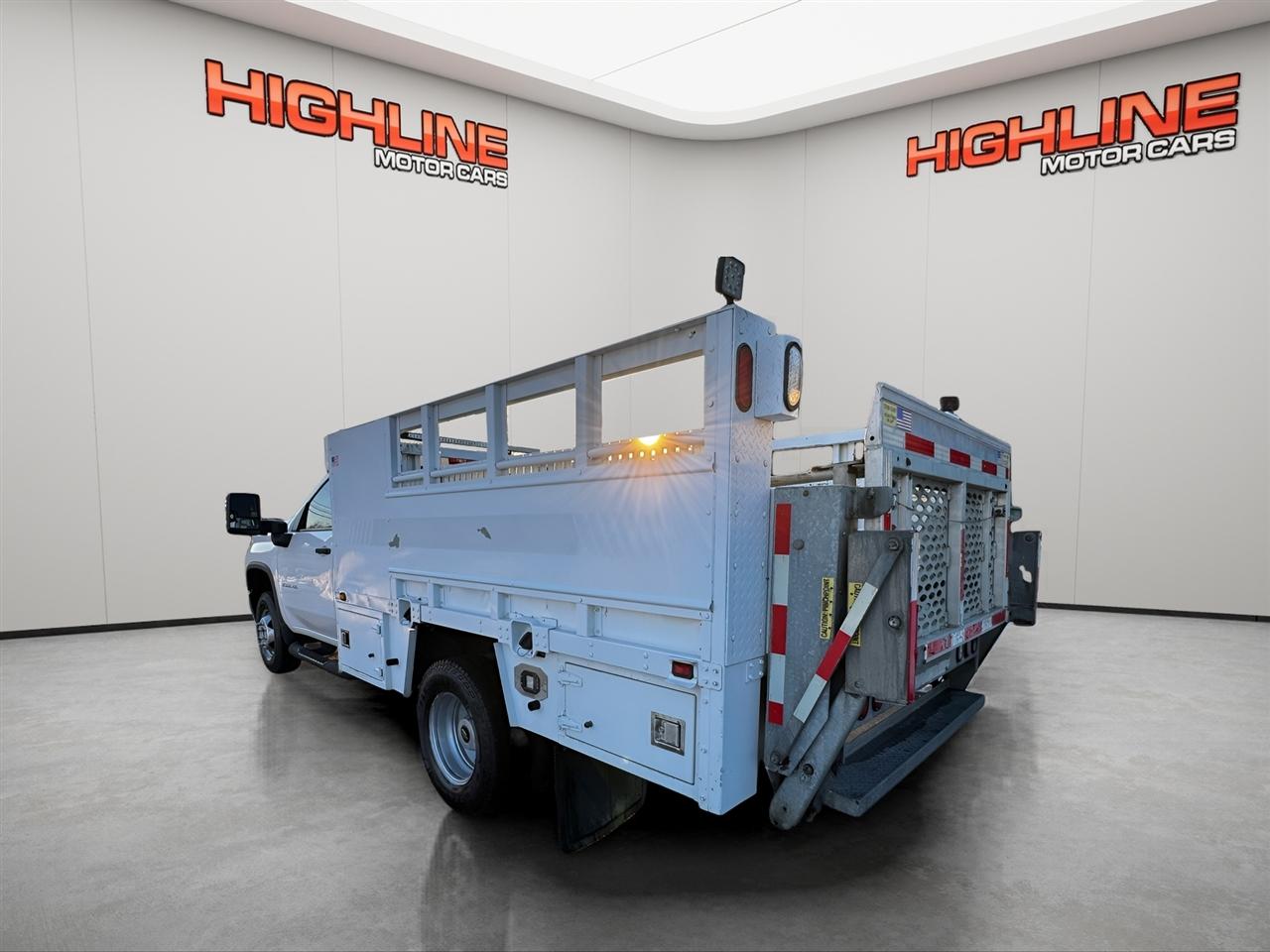 Chevrolet Silverado 3500HD CC 2WD Reg Cab 146" WB, 60" CA Work Truck 2020