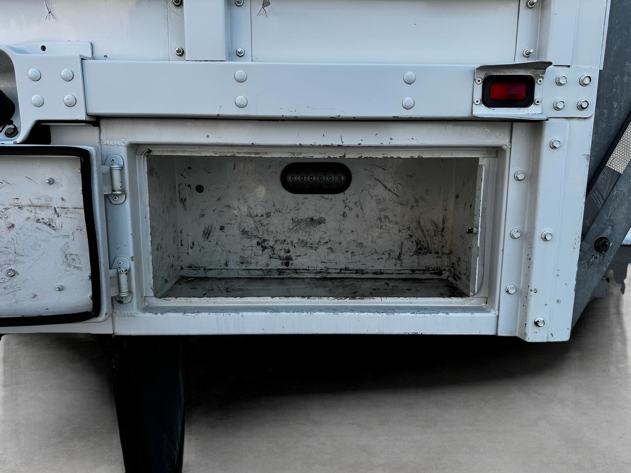 Chevrolet Silverado 3500HD CC 2WD Reg Cab 146" WB, 60" CA Work Truck 2020