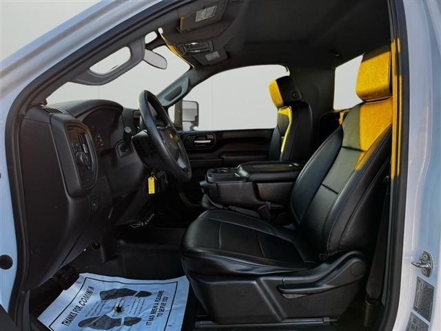 Chevrolet Silverado 3500HD CC 2WD Reg Cab 146" WB, 60" CA Work Truck 2020