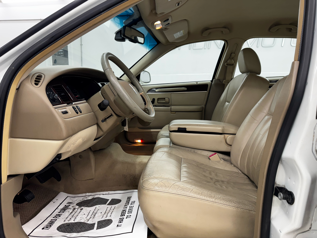 Lincoln Town Car 4dr Sdn Signature 2006