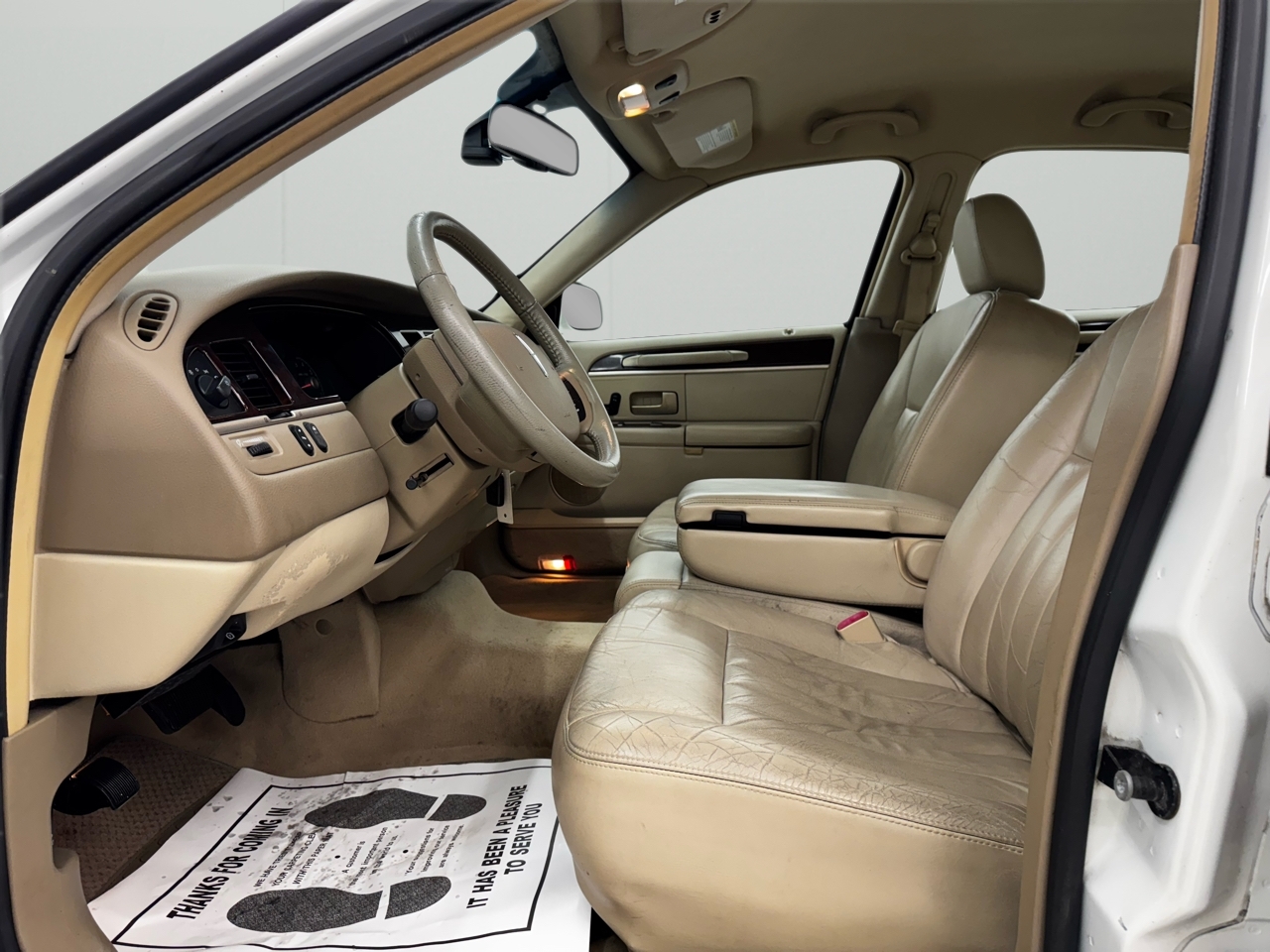 Lincoln Town Car 4dr Sdn Signature 2006