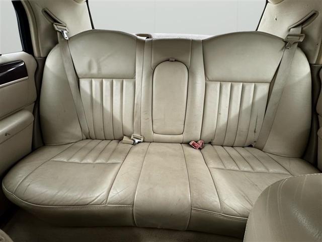 Lincoln Town Car 4dr Sdn Signature 2006