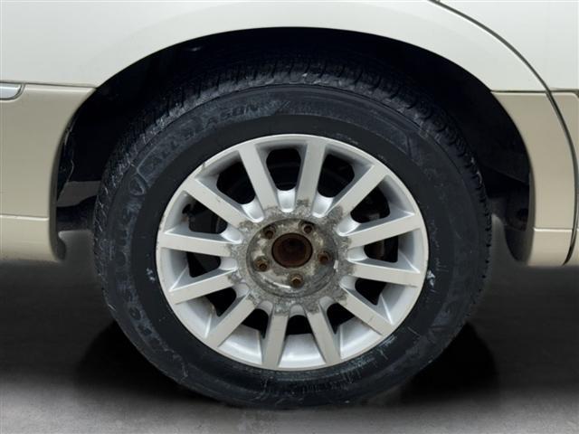 Lincoln Town Car 4dr Sdn Signature 2006