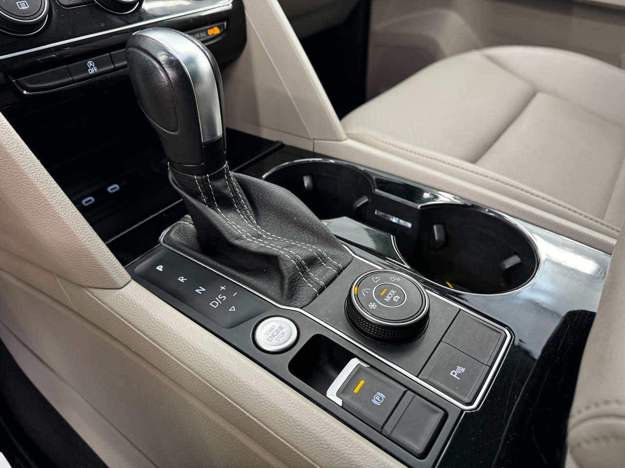 Volkswagen Atlas 3.6L V6 SEL R-Line 4MOTION 2022