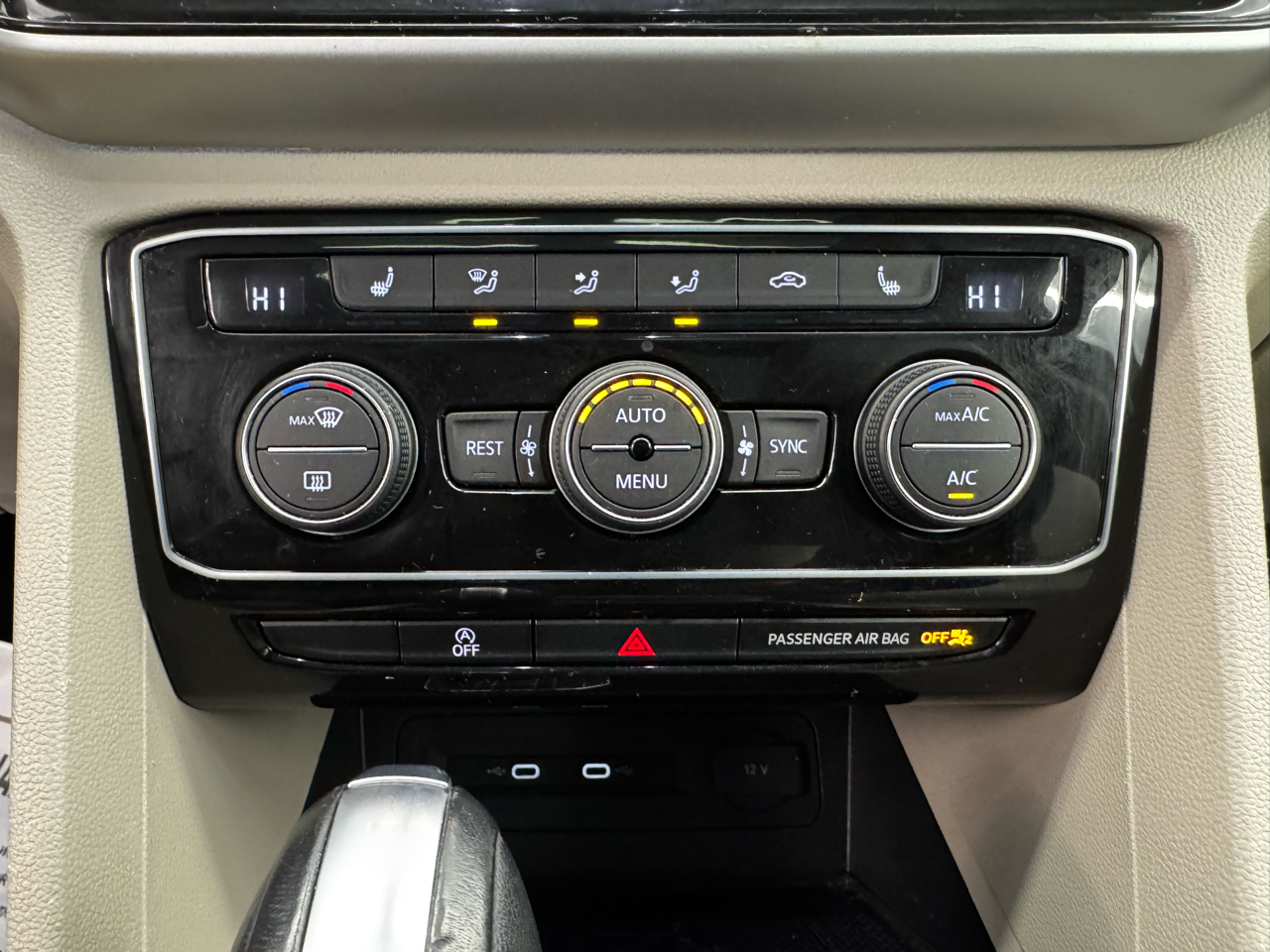 Volkswagen Atlas 3.6L V6 SEL R-Line 4MOTION 2022