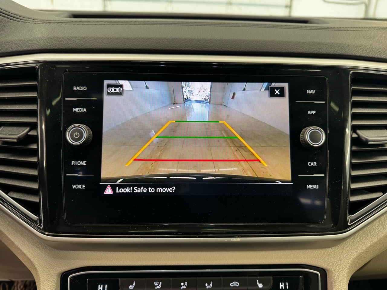 Volkswagen Atlas 3.6L V6 SEL R-Line 4MOTION 2022