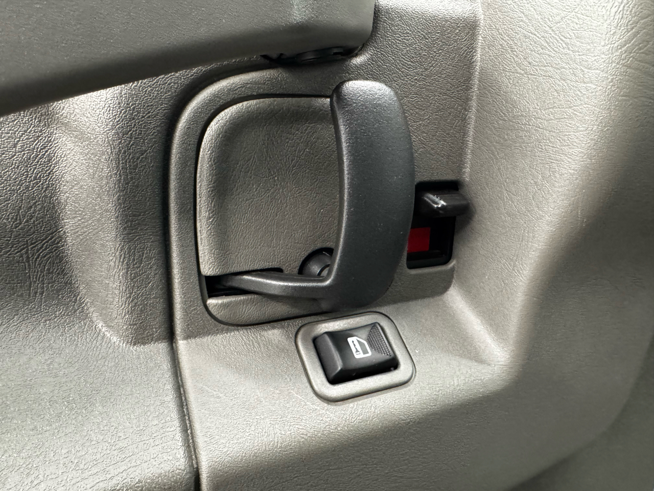 Chevrolet Express Passenger RWD 3500 155" LS 2023