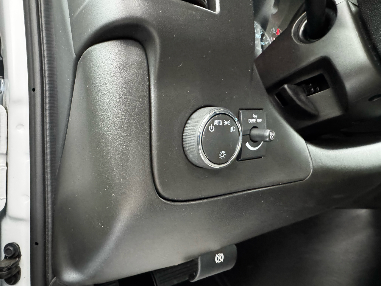 Chevrolet Express Passenger RWD 3500 155" LS 2023