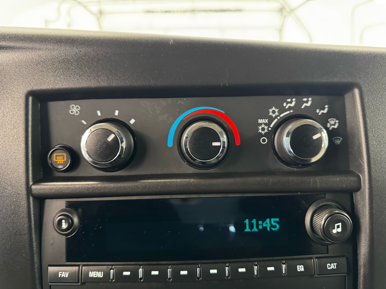 Chevrolet Express Passenger RWD 3500 155" LS 2023