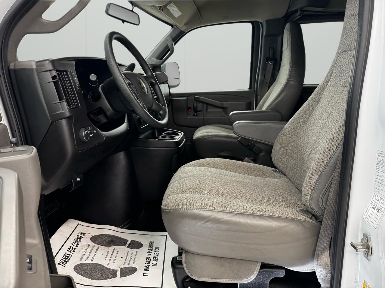 Chevrolet Express Passenger RWD 3500 155" LS 2023