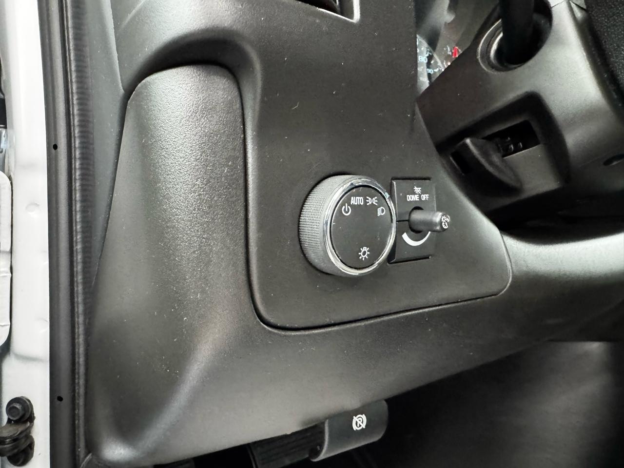 Chevrolet Express Passenger RWD 3500 155" LS 2023