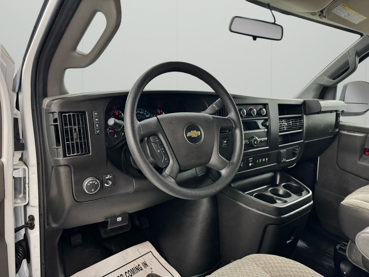 Chevrolet Express Passenger RWD 3500 155" LS 2023