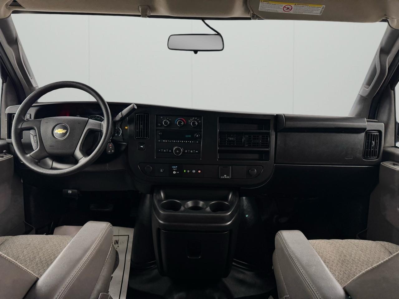 Chevrolet Express Passenger RWD 3500 155" LS 2023