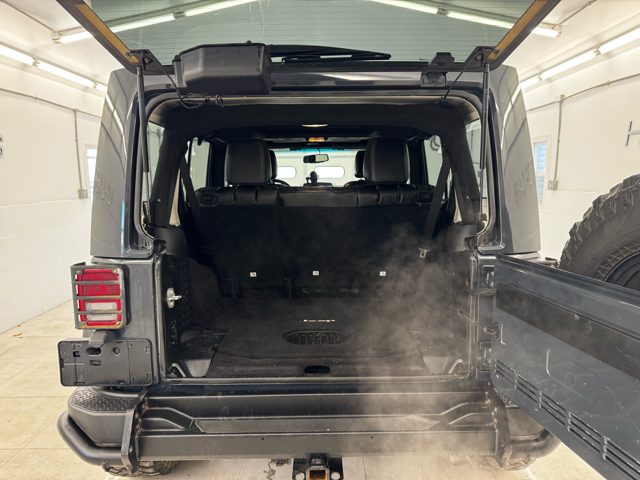 Jeep Wrangler Unlimited 4WD 4dr Winter *Ltd Avail* 2017