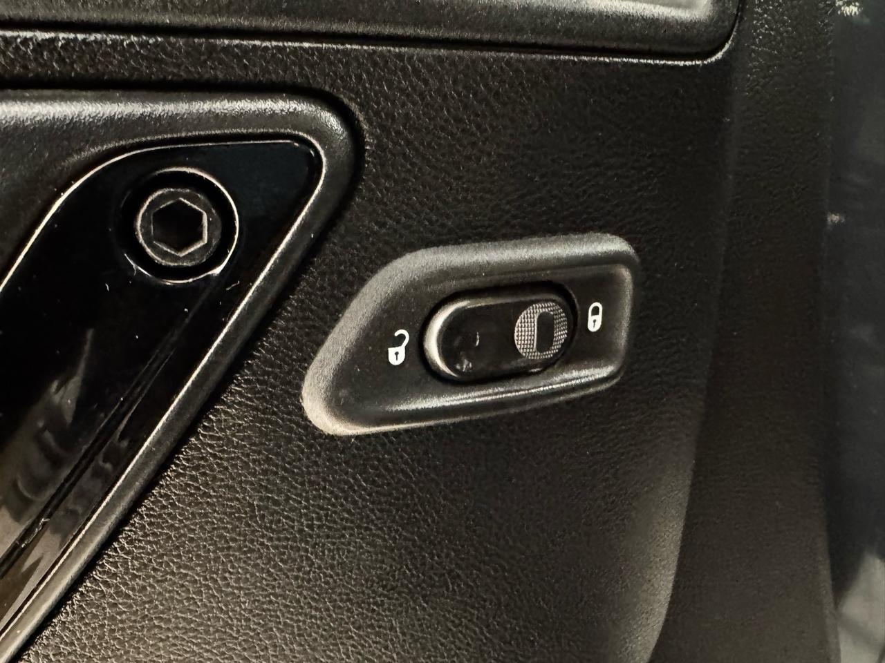 Jeep Wrangler Unlimited 4WD 4dr Winter *Ltd Avail* 2017