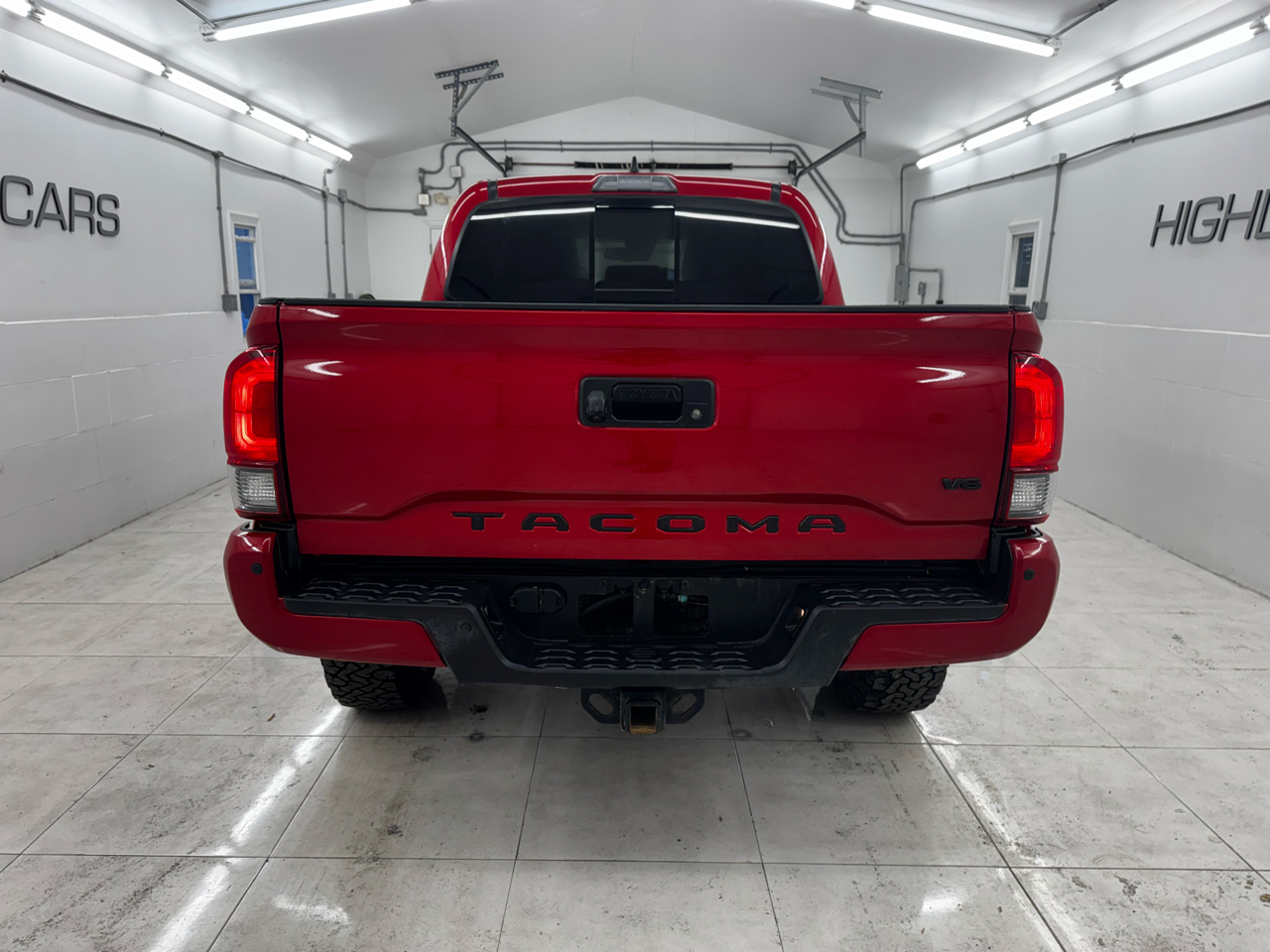 Toyota Tacoma 4WD TRD Off Road Double Cab 5' Bed V6 MT (Natl) 2019