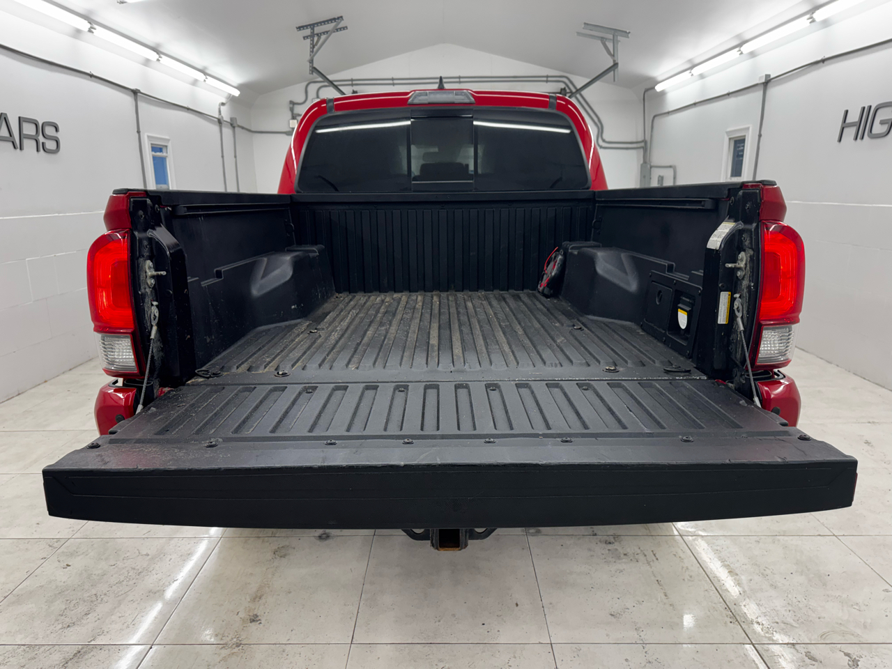 Toyota Tacoma 4WD TRD Off Road Double Cab 5' Bed V6 MT (Natl) 2019