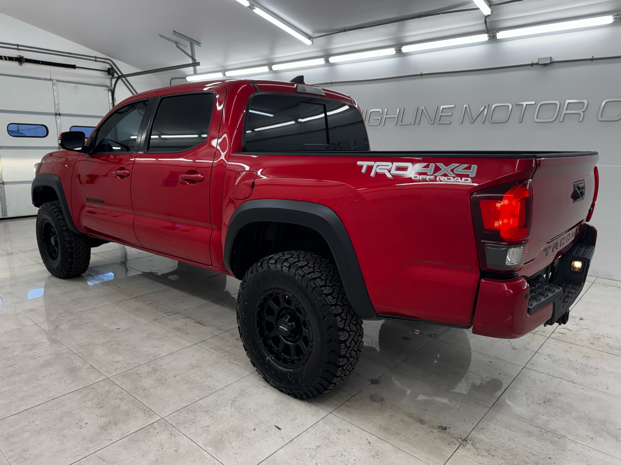 Toyota Tacoma 4WD TRD Off Road Double Cab 5' Bed V6 MT (Natl) 2019