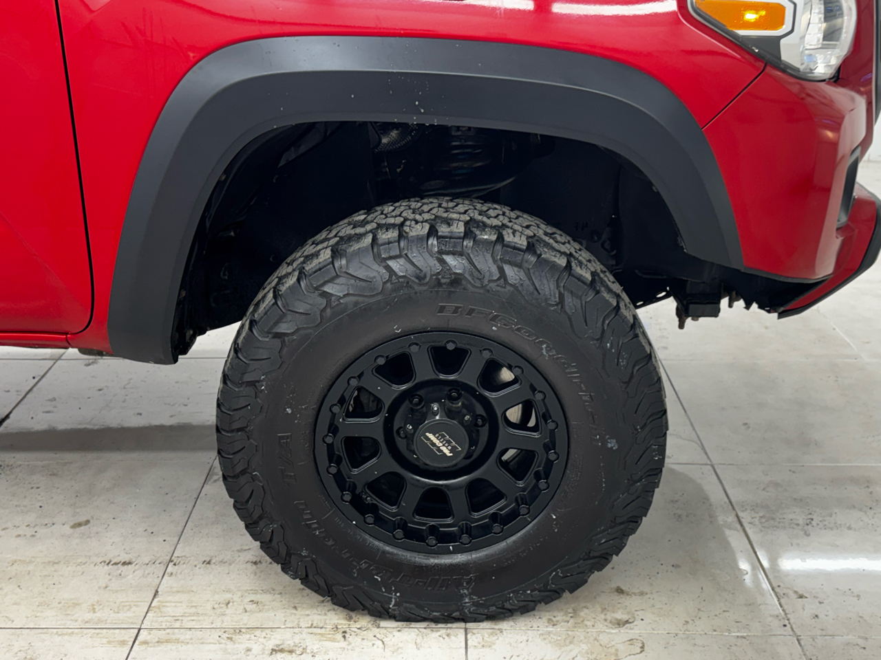 Toyota Tacoma 4WD TRD Off Road Double Cab 5' Bed V6 MT (Natl) 2019