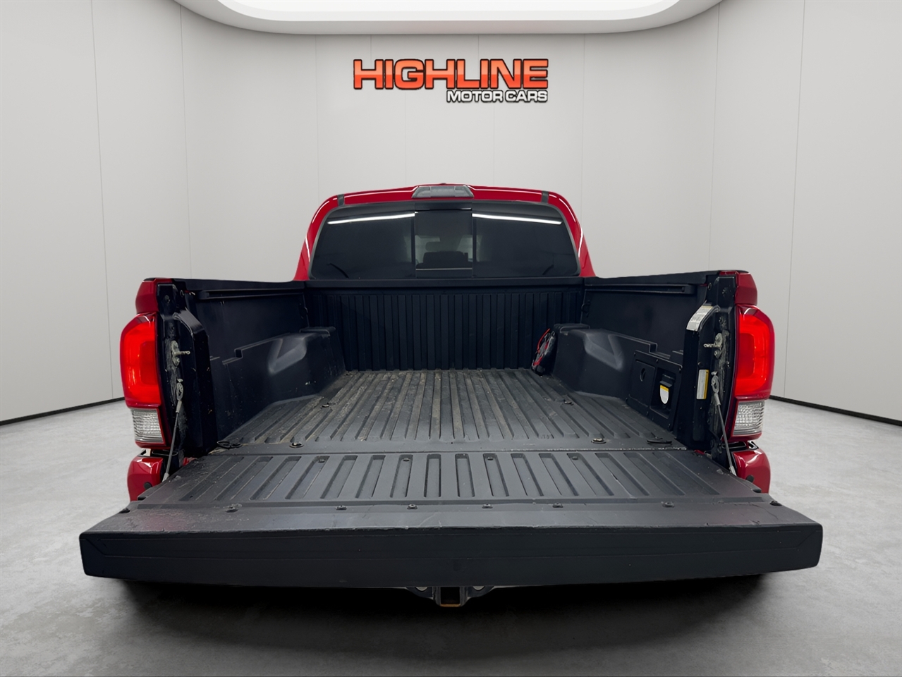 Toyota Tacoma 4WD TRD Off Road Double Cab 5' Bed V6 MT (Natl) 2019