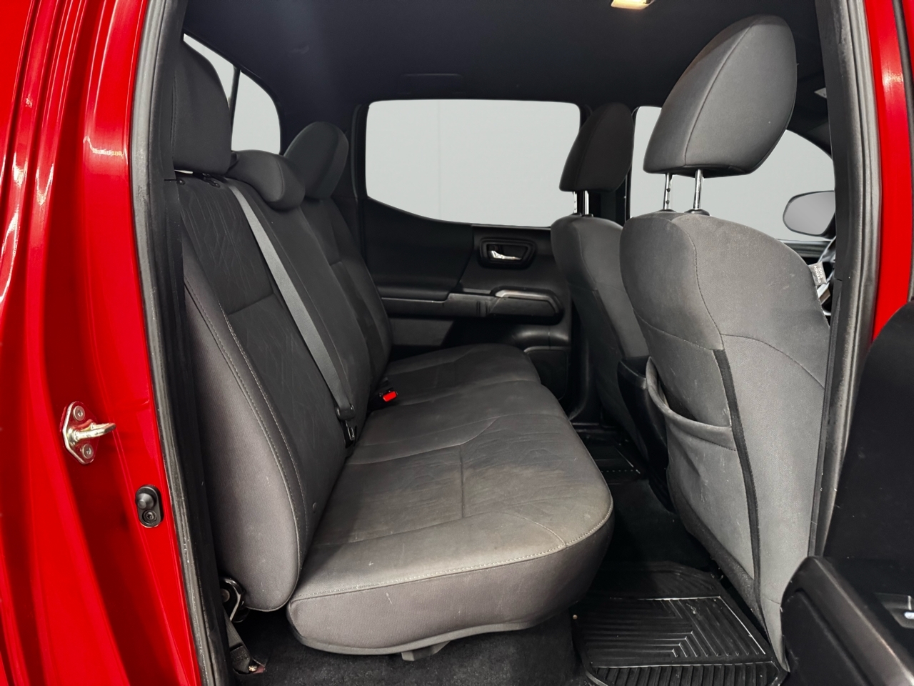 Toyota Tacoma 4WD TRD Off Road Double Cab 5' Bed V6 MT (Natl) 2019