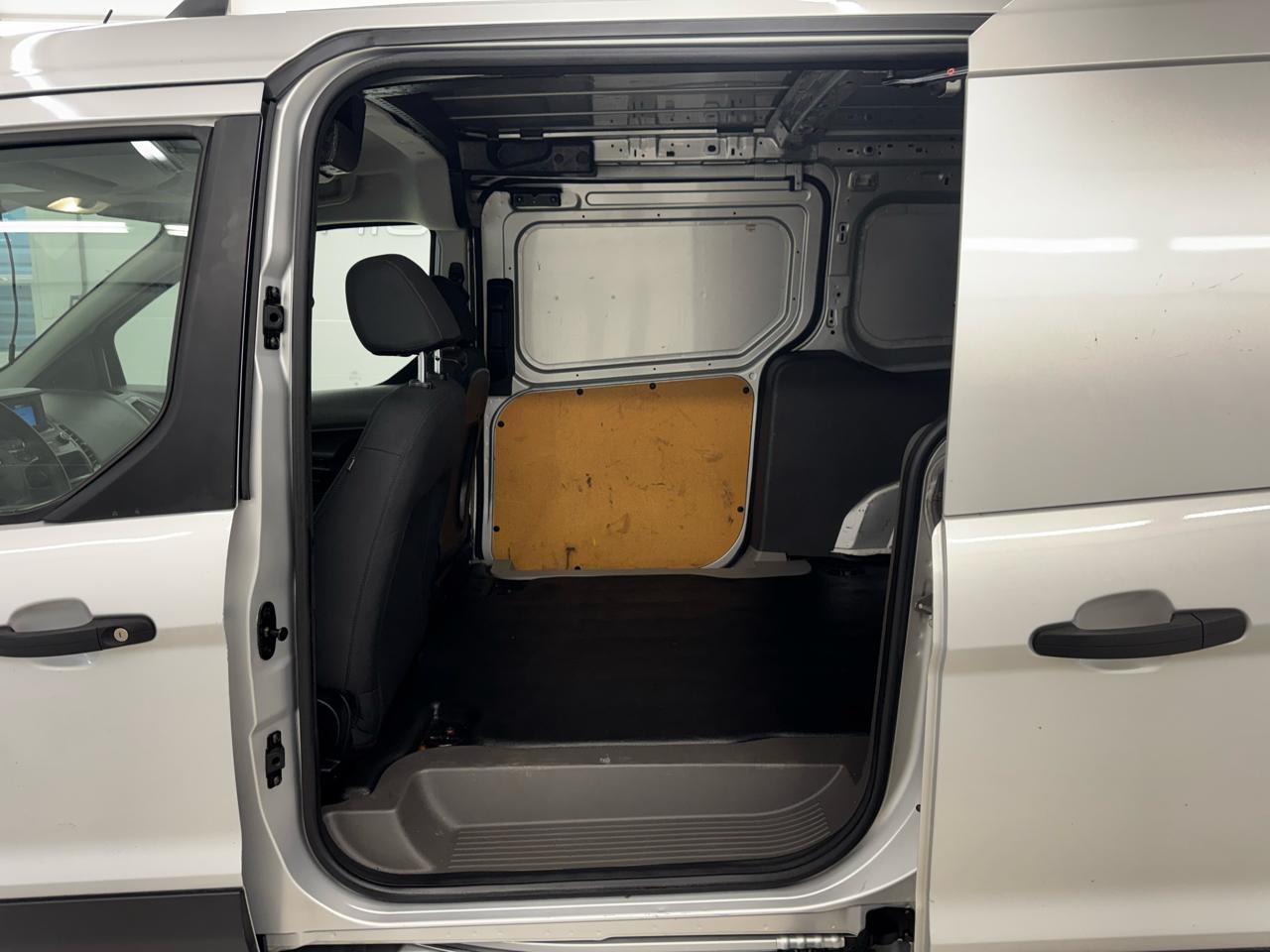 Ford Transit Connect Van XL LWB w/Rear Symmetrical Doors 2020