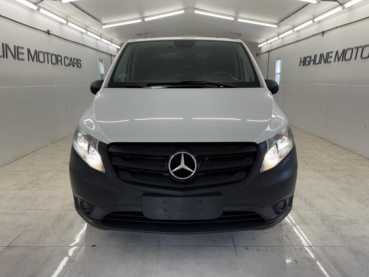 Mercedes-Benz Metris Cargo Van Standard Roof 135" Wheelbase 2020