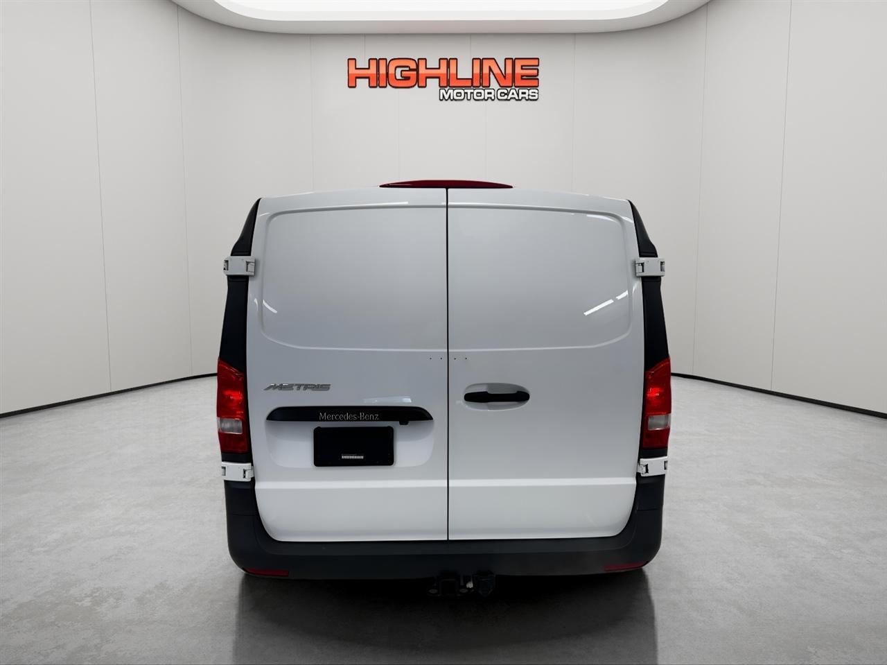 Mercedes-Benz Metris Cargo Van Standard Roof 135" Wheelbase 2020