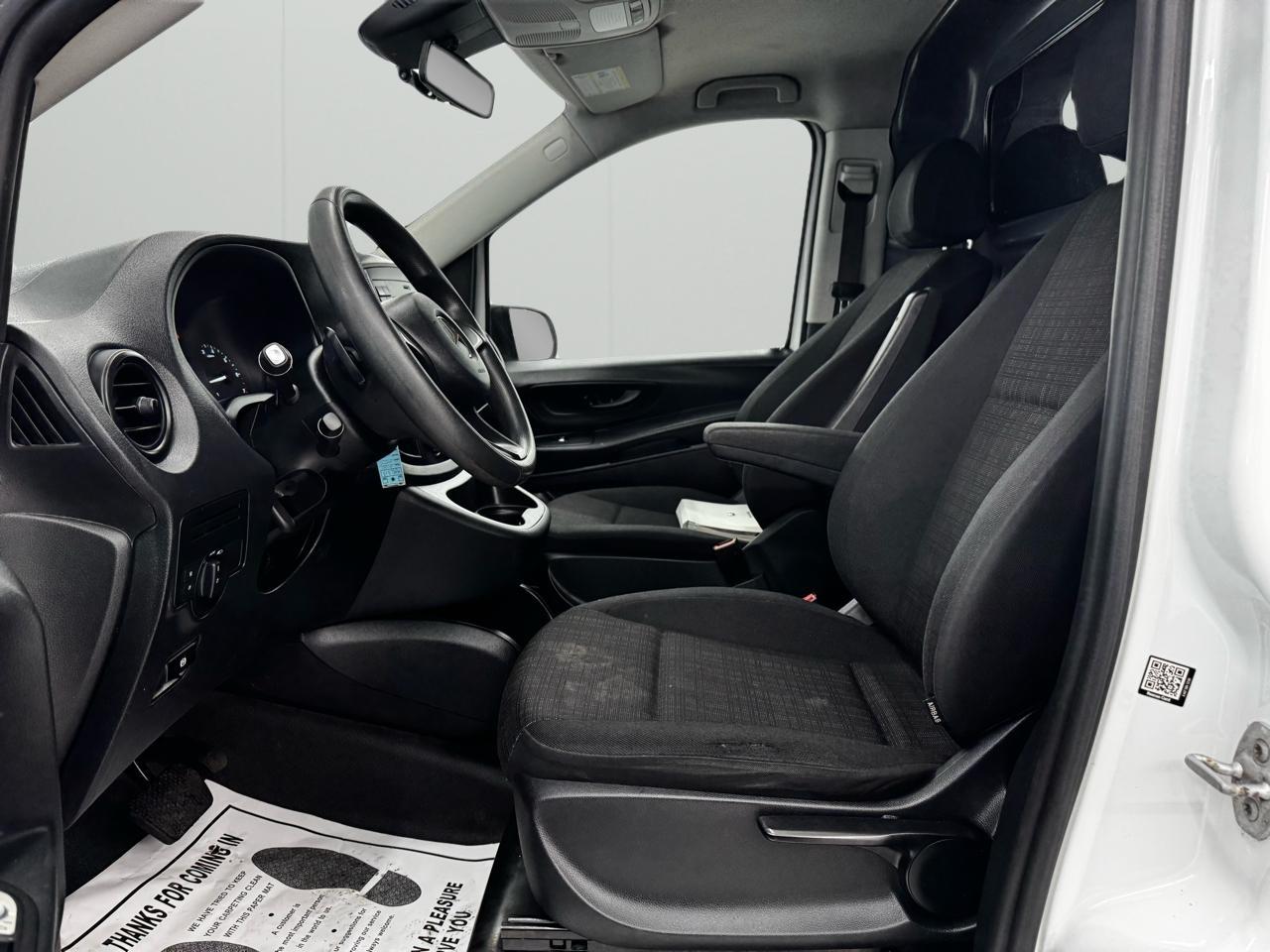 Mercedes-Benz Metris Cargo Van Standard Roof 135" Wheelbase 2020